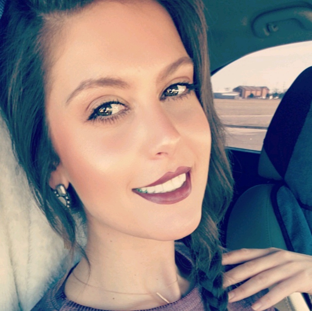 Meet your Posher, Abby